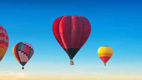 Hot air balloons.jpg